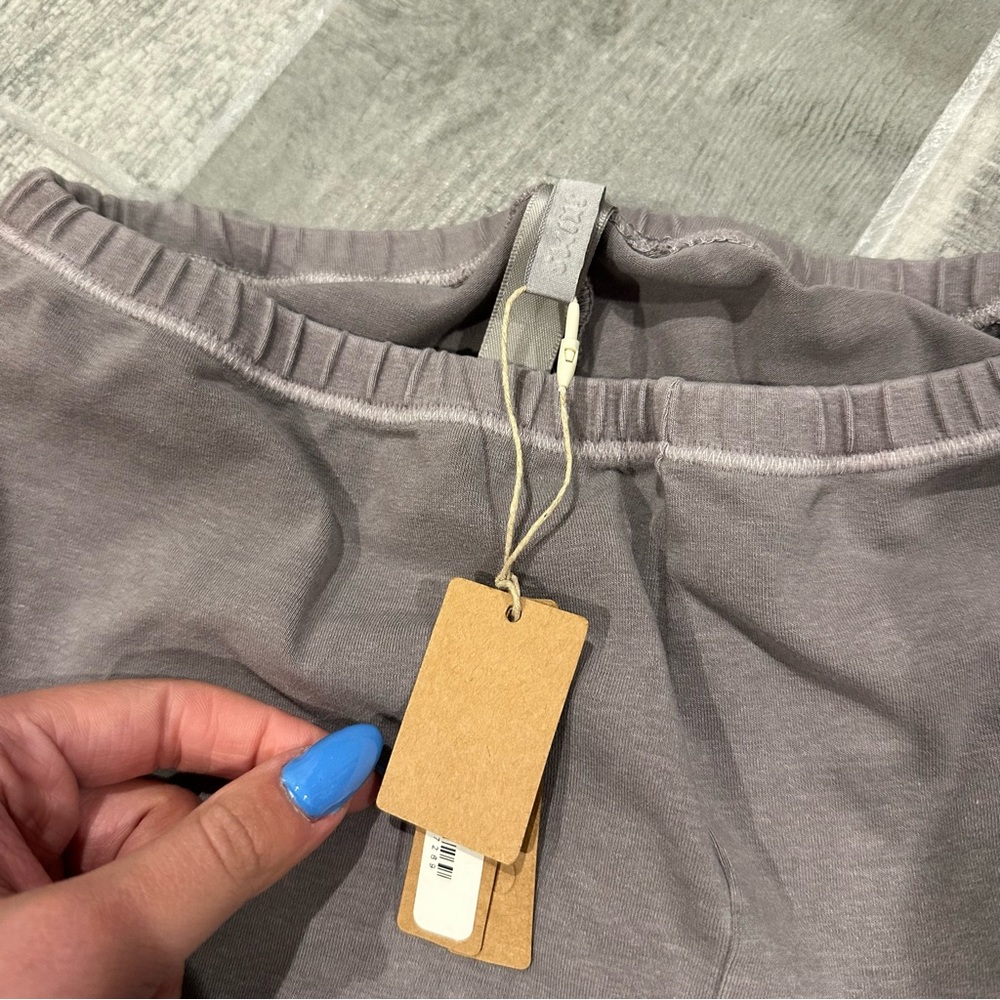 NEW Women's SKIMS Leggings - Gray - Picture 2 of 4